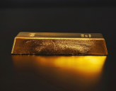 How Investors Benefit From Owning Physical Gold